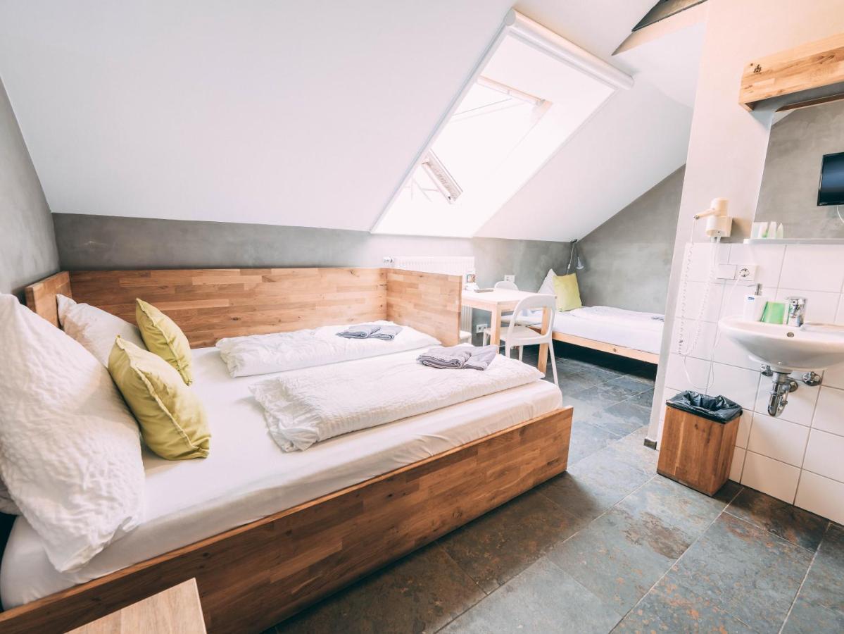 Gut Huegle Jugendzimmer ราเวนส์บวร์ก ภายนอก รูปภาพ