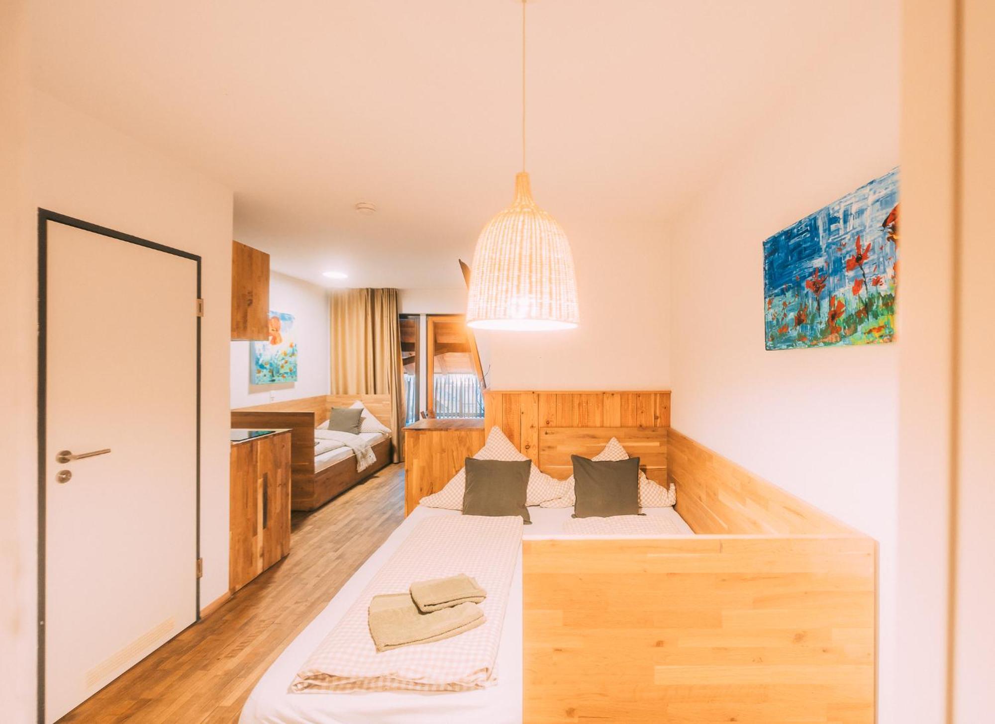 Gut Huegle Jugendzimmer ราเวนส์บวร์ก ห้อง รูปภาพ